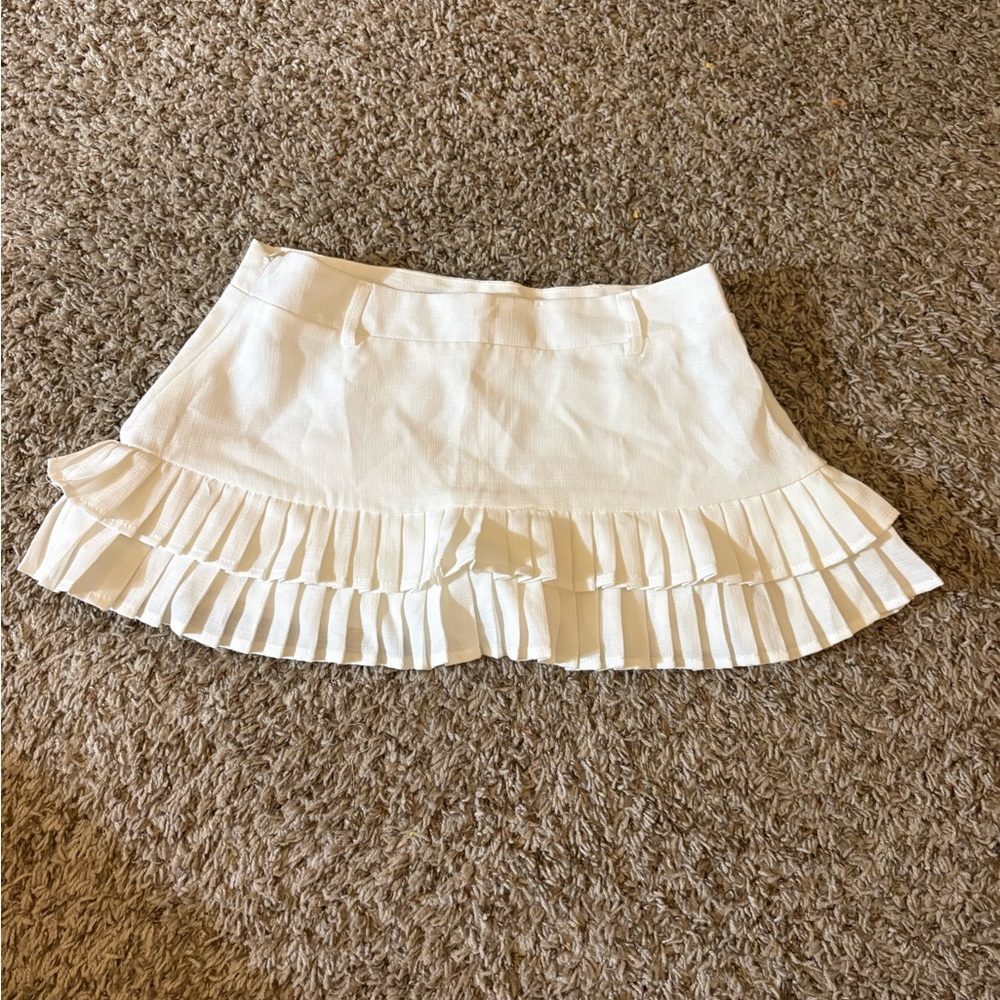 SHEIN White Ruffled Mini Skirt